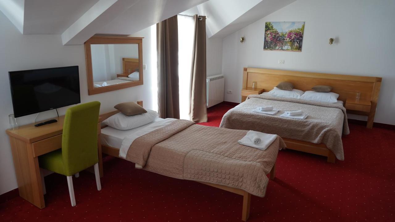 Hotel Serdar โมจโคแวก ภายนอก รูปภาพ