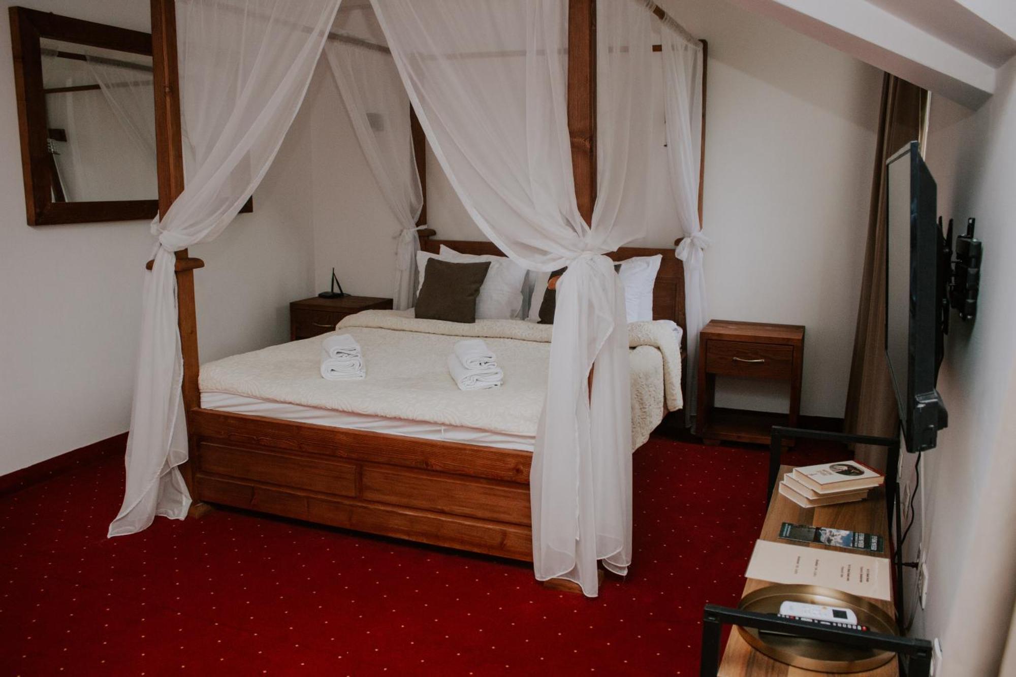 Hotel Serdar โมจโคแวก ภายนอก รูปภาพ