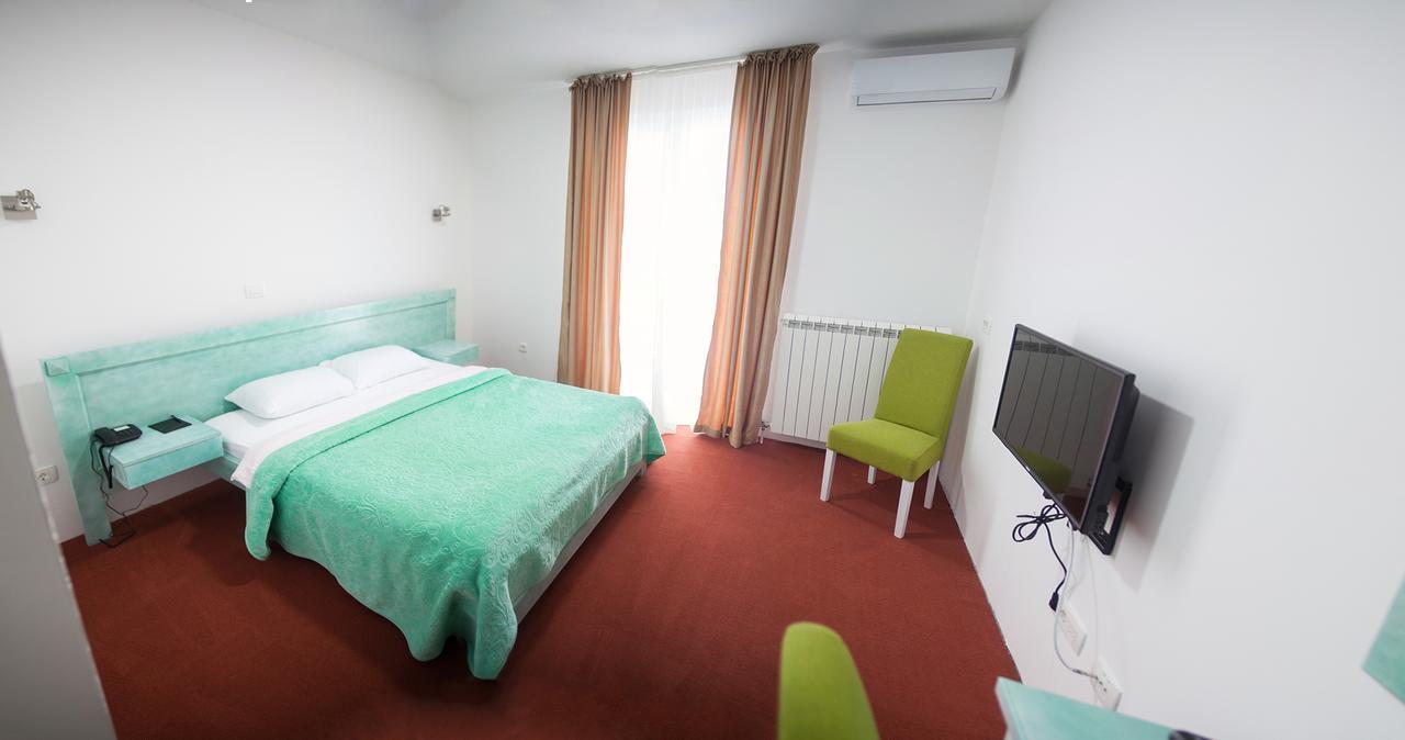 Hotel Serdar โมจโคแวก ภายนอก รูปภาพ